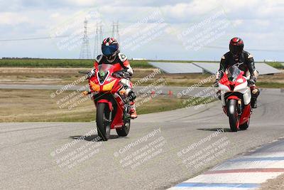 media/Apr-26-2024-TrackDaz (Fri) [[c4b677d280]]/C Group/140pm (Wheelie Bump)/